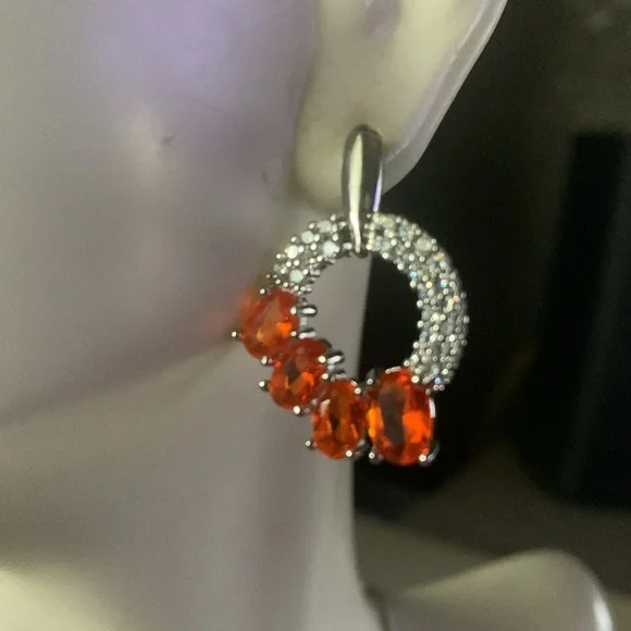 Elegant Silver and Orange Spessartine quartz Jewelry Set with no chain - Picture 12 of 13